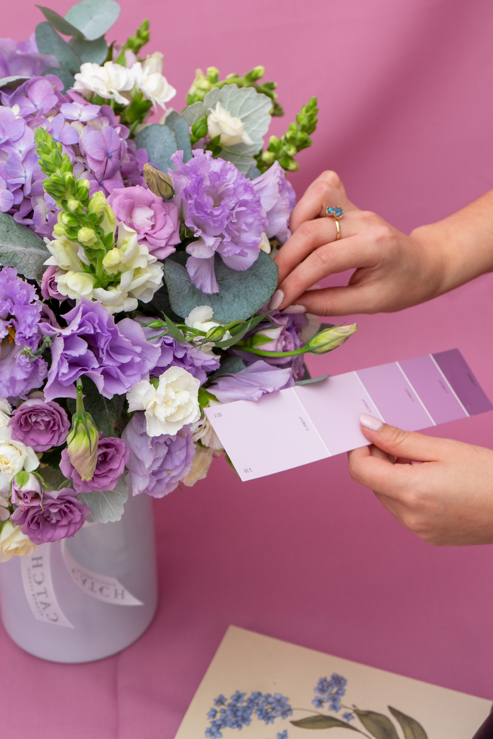 arreglo de flores moradas toluca metepec